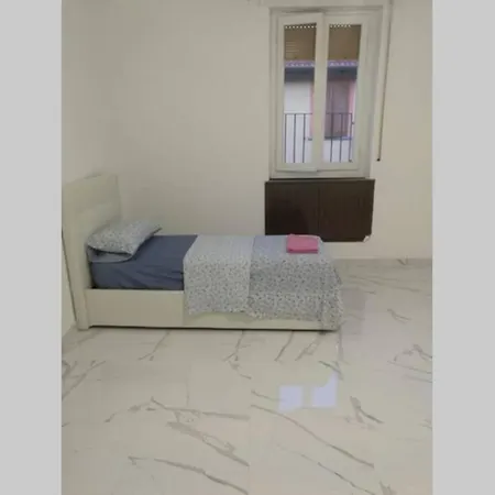 Newly Renovated Apartment With Parking *